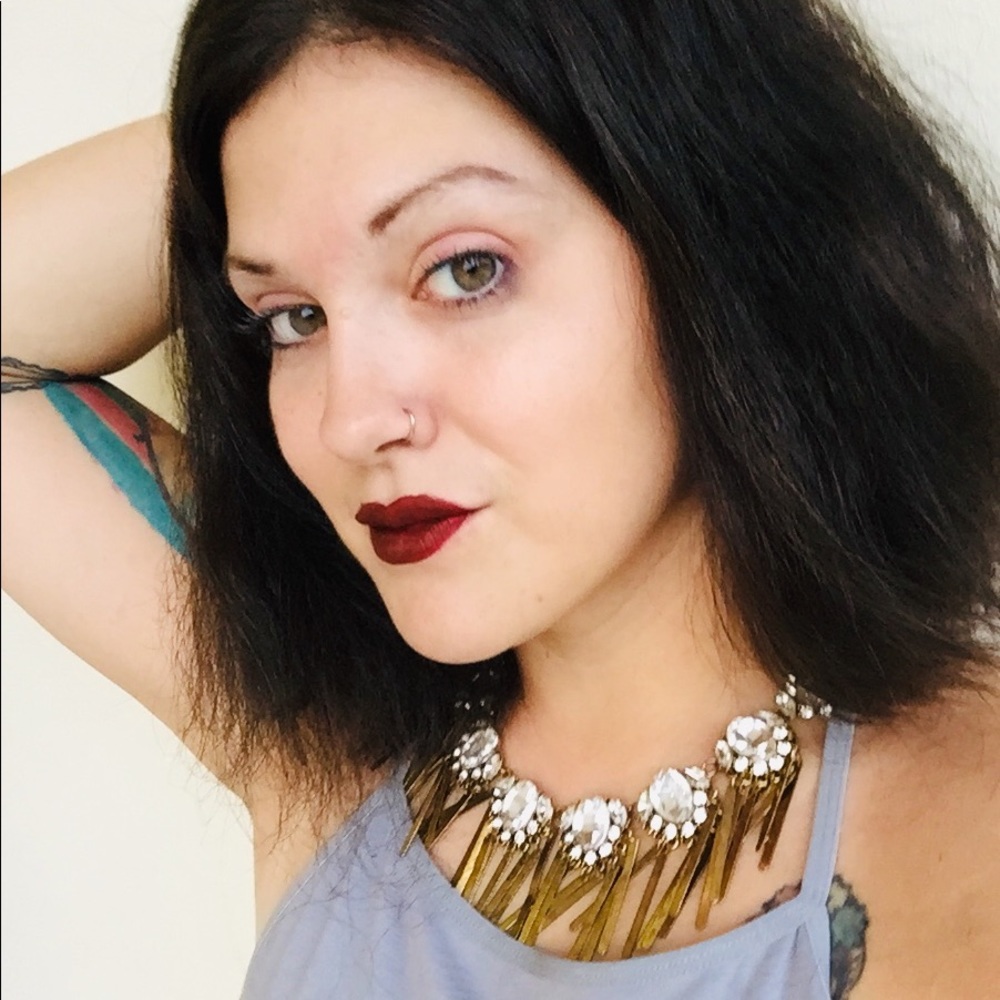 Meet your Posher, Alecia